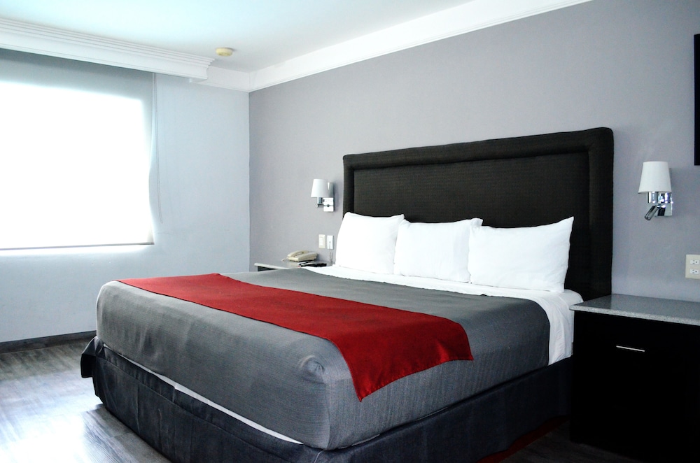 Deluxe Room - Photo 2