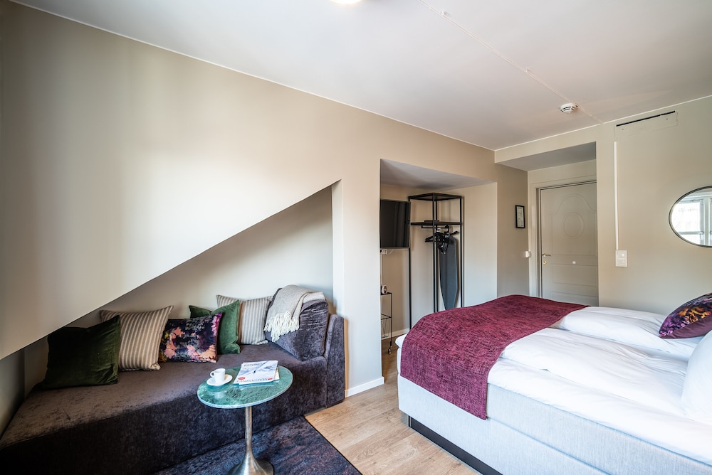 Superior Double Room - Photo 10