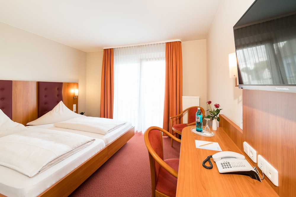 Business Double or Twin Room photo 1