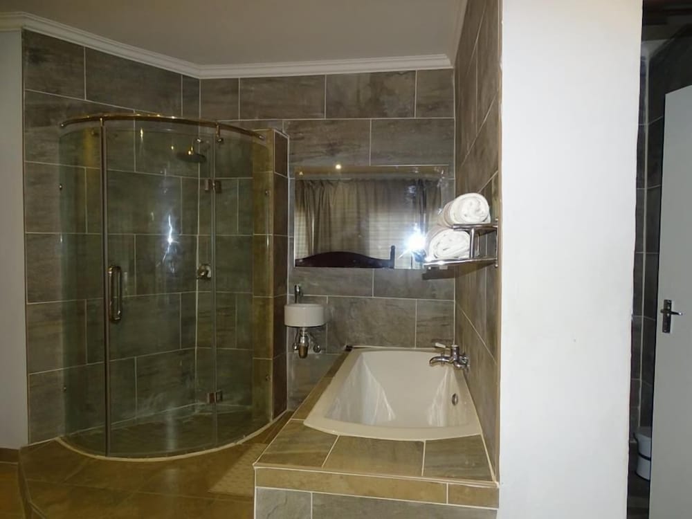 Double Room, Non Smoking, Garden View photo 2