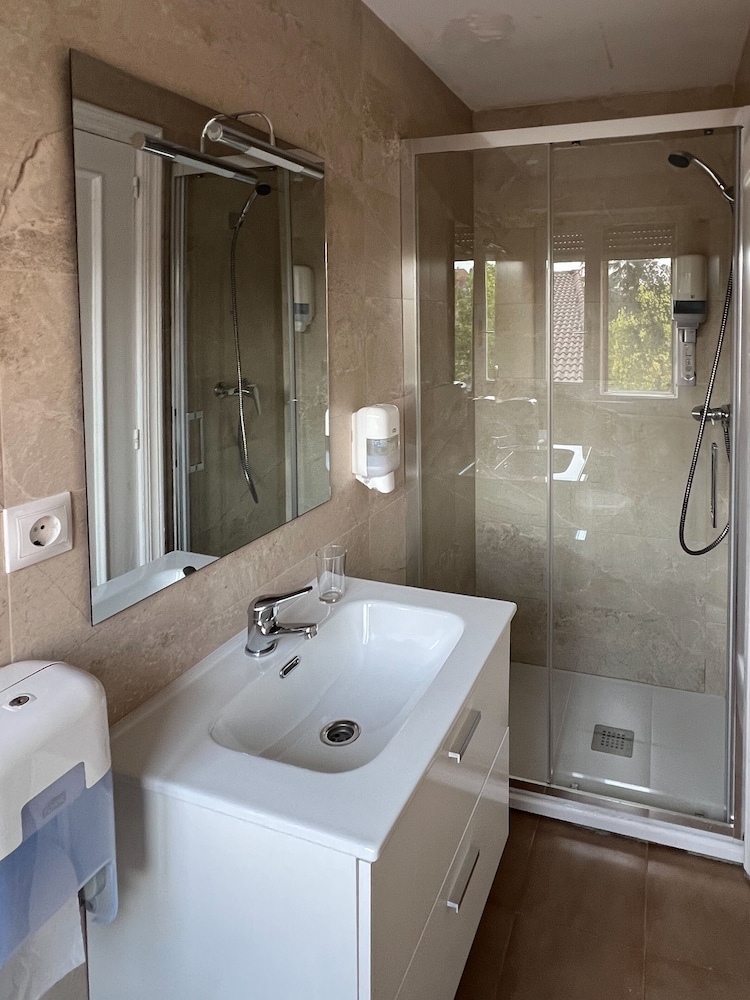 Comfort Double Room, City View photo 3