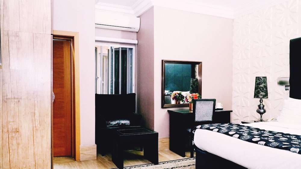 Standard Room - Photo 6