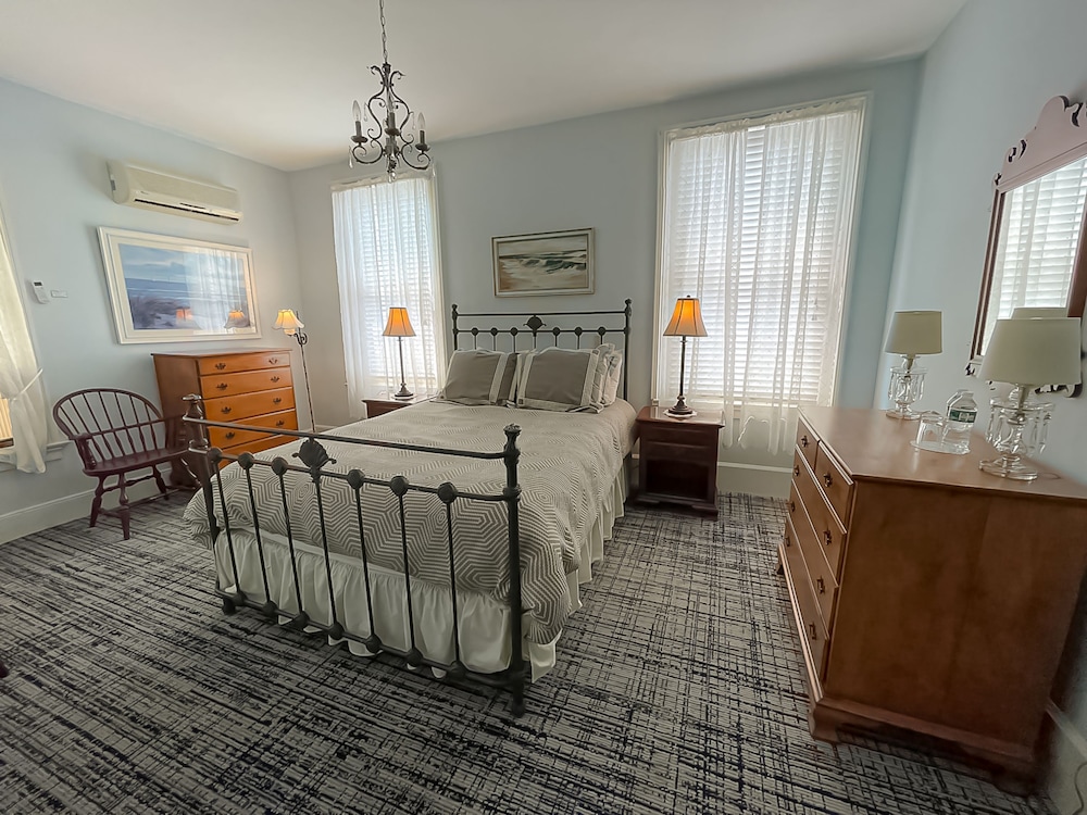 Standard Room, 1 Bedroom, Private Bathroom