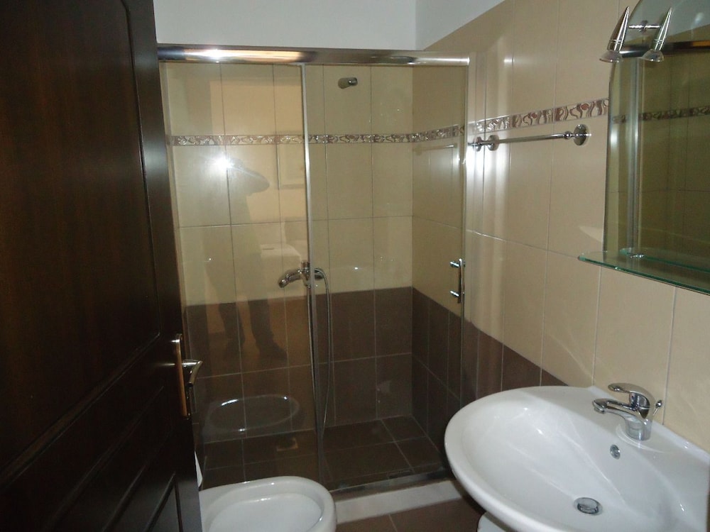 Classic Quadruple Room photo 2