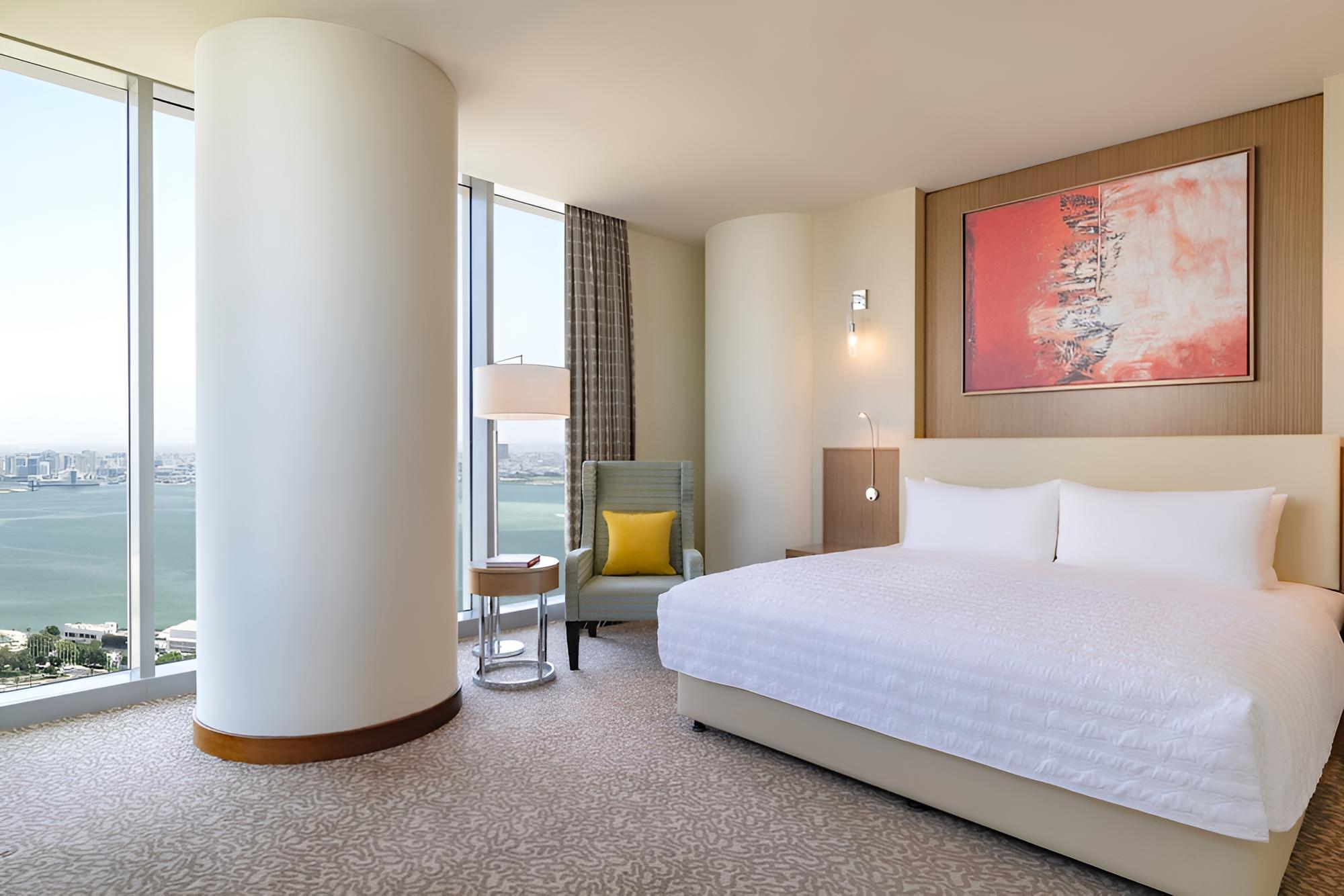 Executive Suite, 1 King Bed, Sea View - Photo 4