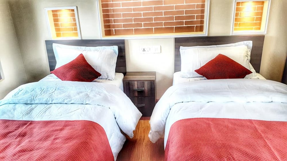 Standard Twin Room photo 3