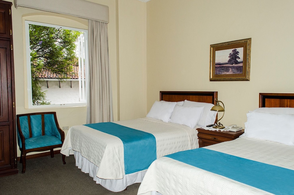 Standard Twin Room, 2 Double Beds photo 1