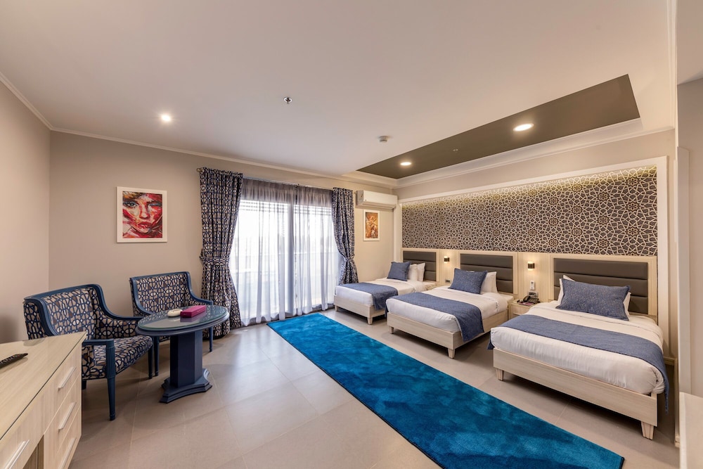 Basic Triple Room