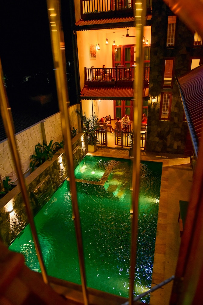 Family Villa, 2 Bedrooms, Smoking, Pool View photo 2