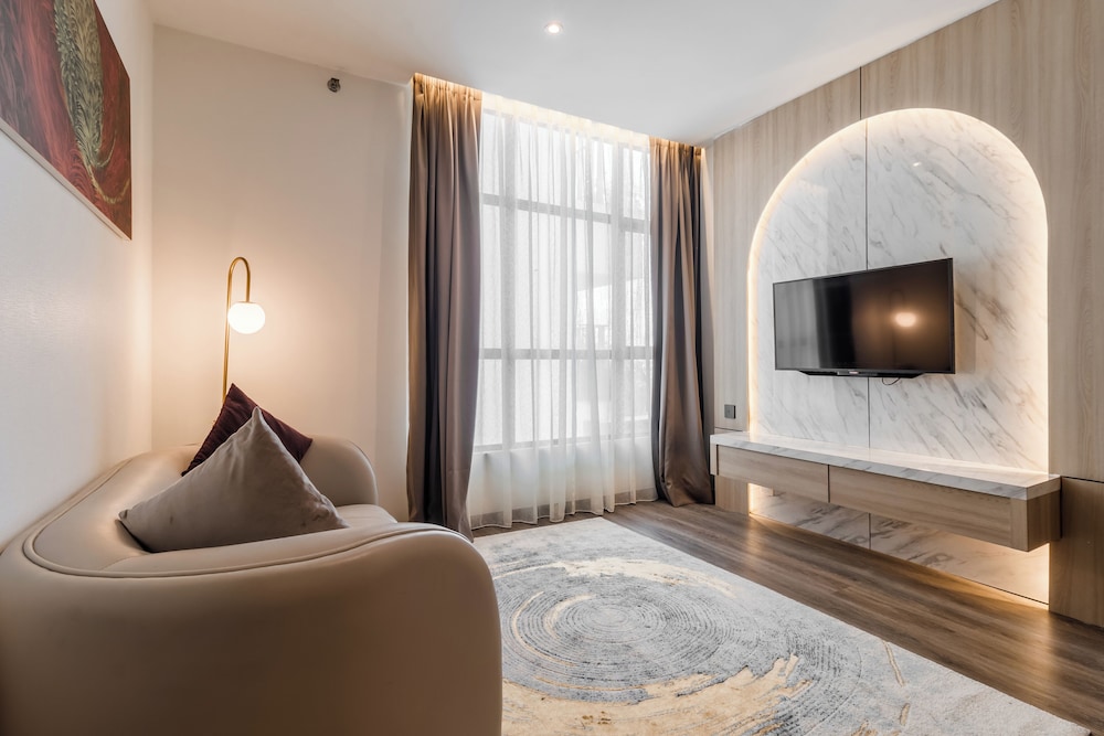 Deluxe Room - Photo 1