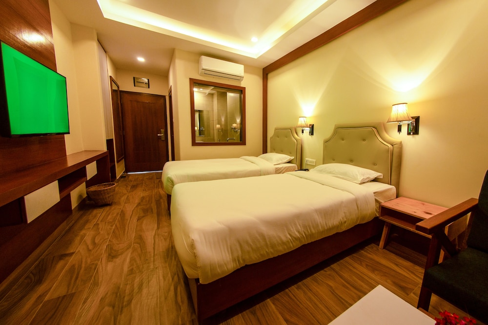 Deluxe Twin Room - Photo 6