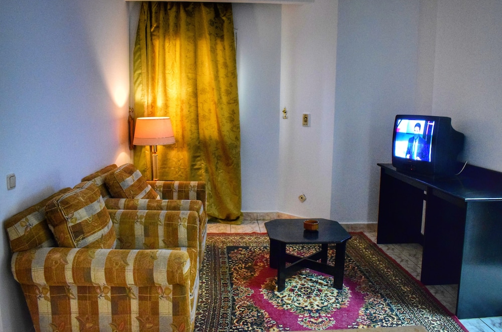 Basic Studio, 1 Bedroom photo 3