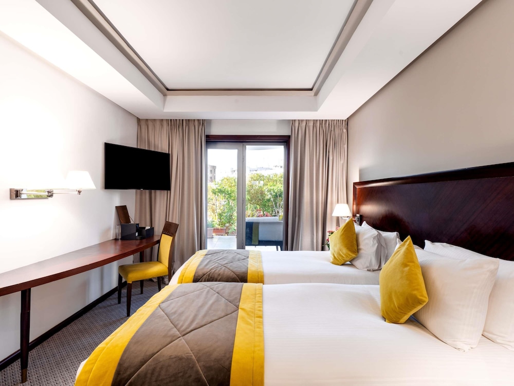 Deluxe Room, 2 Twin Beds - Photo 5