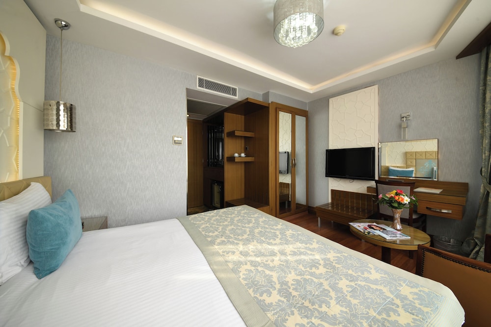 Club Double or Twin Room, 1 Double or 2 Twin Beds, Ground Floor photo 3