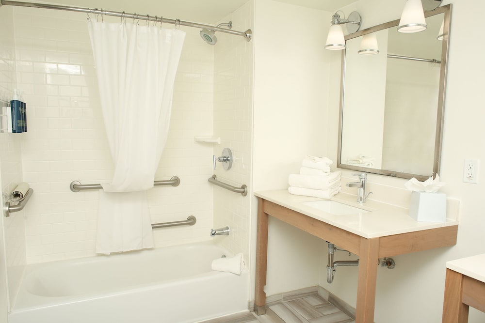 Suite, 1 Bedroom photo 3