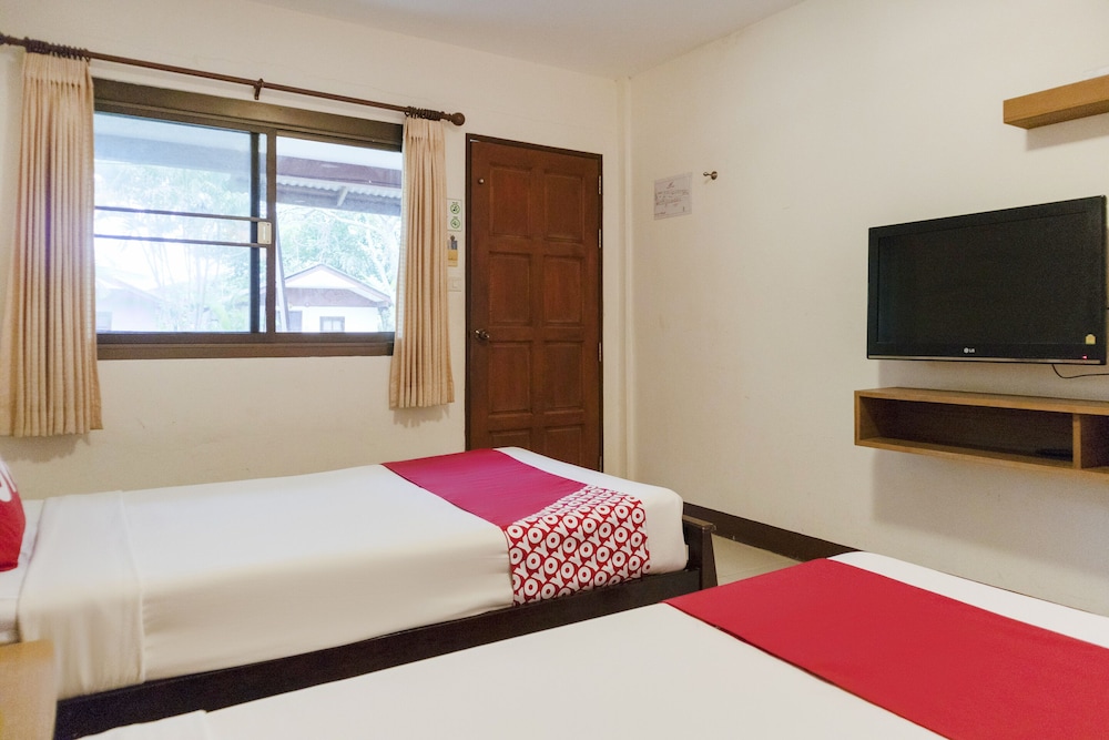 Standard Twin Room - Photo 6