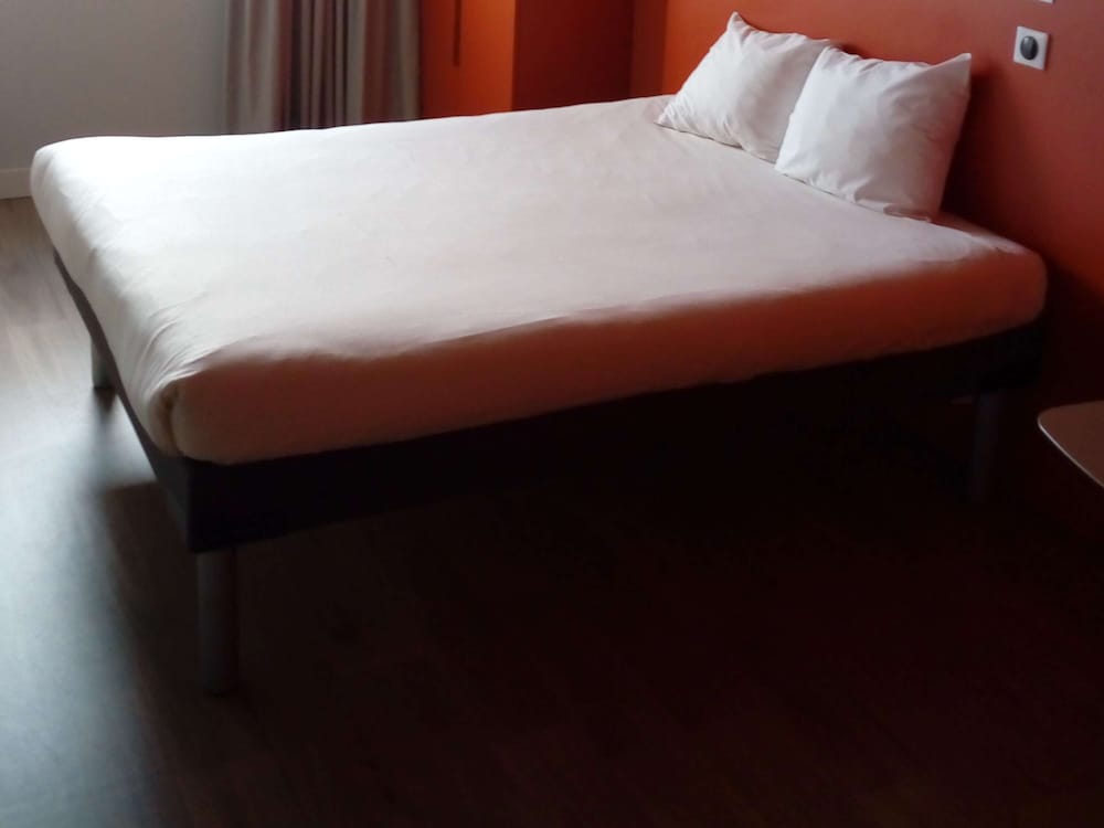 Triple Room, Multiple Beds photo 3