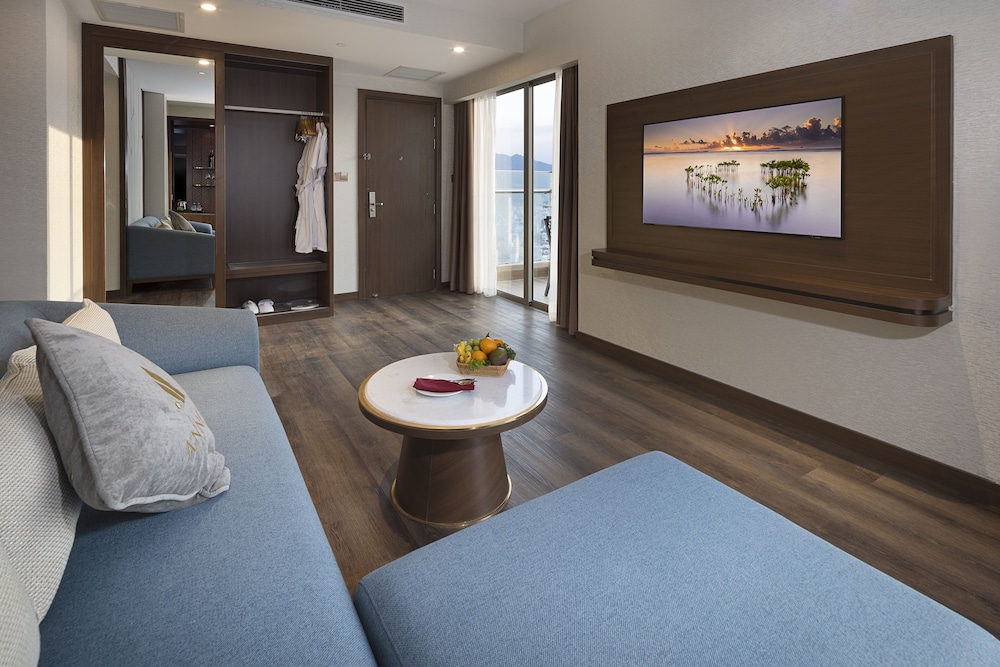 Executive Club Suite City View - Photo 2