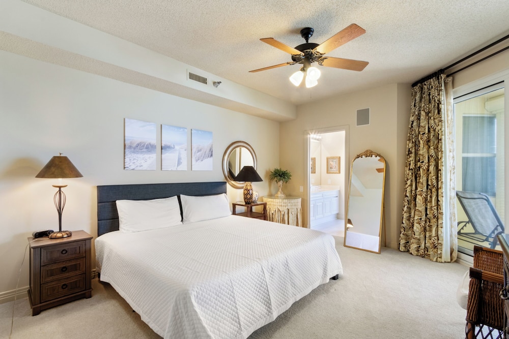 Family Condo, 3 Bedrooms, Beach View, Beachfront photo 2