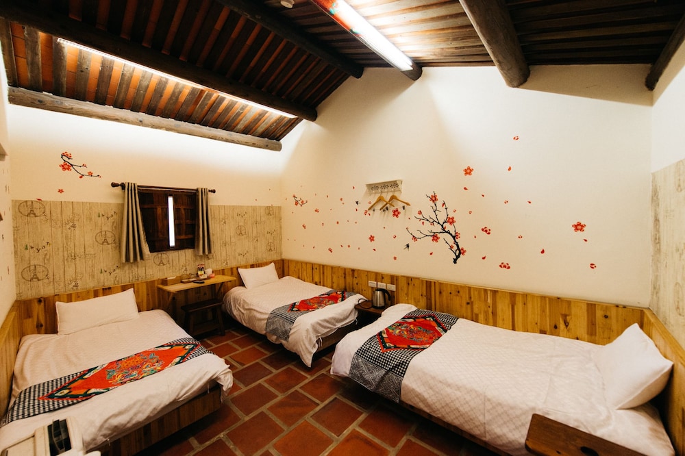 Quadruple Room (203) photo 3