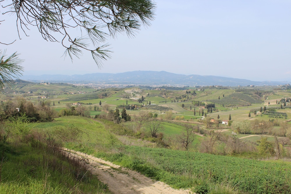 Comfort Apartment, 1 Bedroom, Hill View (Botticelli) photo 3