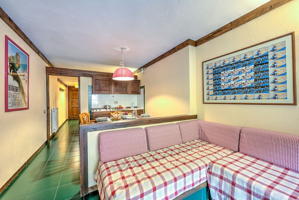 Family Studio, Mountainside (Grange Hike & Ski - 42d Sestriere) photo 1