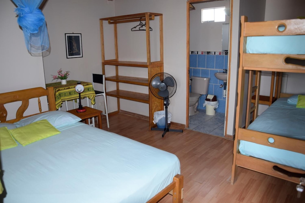 Economy Quadruple Room, Shared Bathroom photo 1