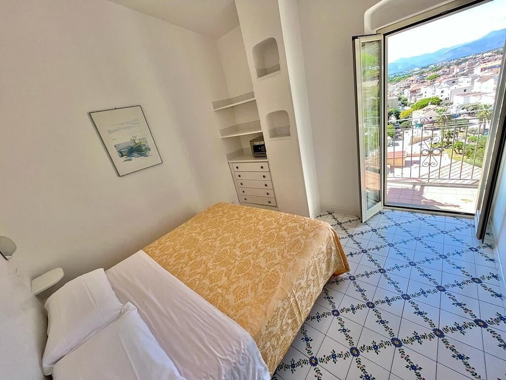 Apartment, 1 Bedroom, Balcony, Sea View photo 1