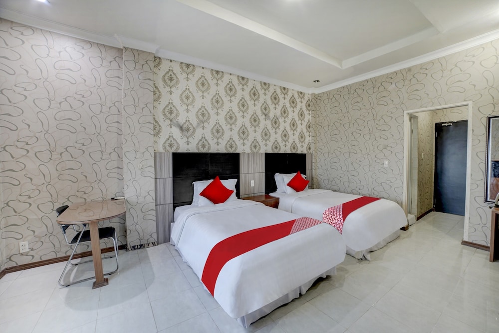 Deluxe Twin Room photo 2