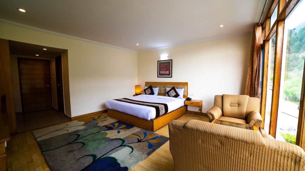 Premium Room - Photo 8