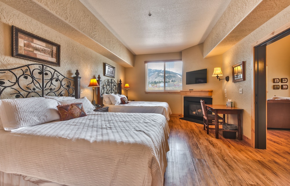 Superior Condo, Mountain View (223AB) photo 1