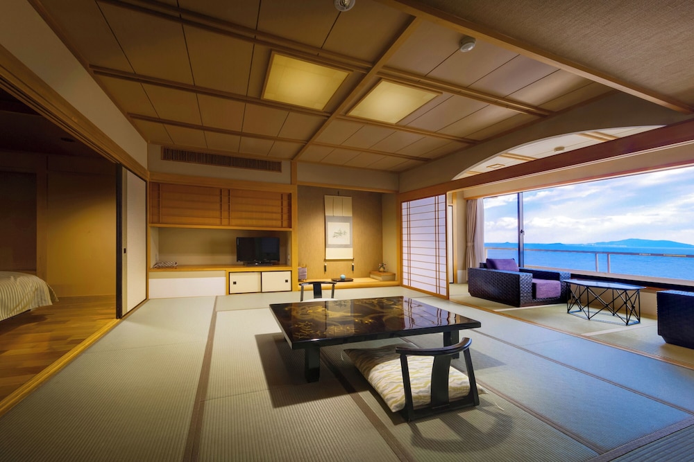 Family Suite, Non Smoking, Ocean View (Tenyukaku Suite)