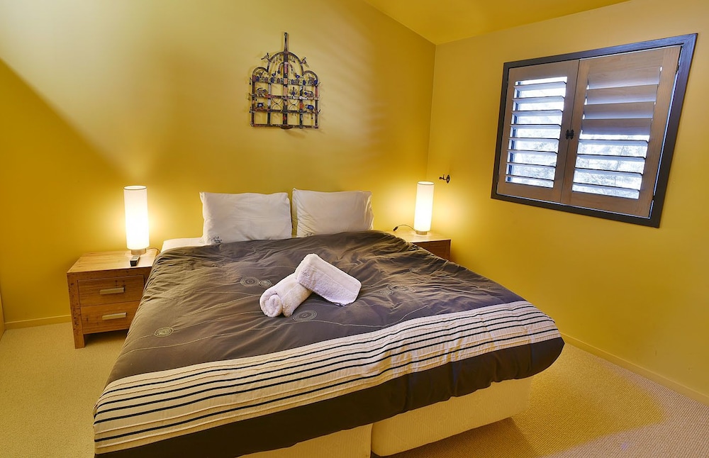 Superior Chalet, 2 Bedrooms, Mountain View, Mountainside photo 1