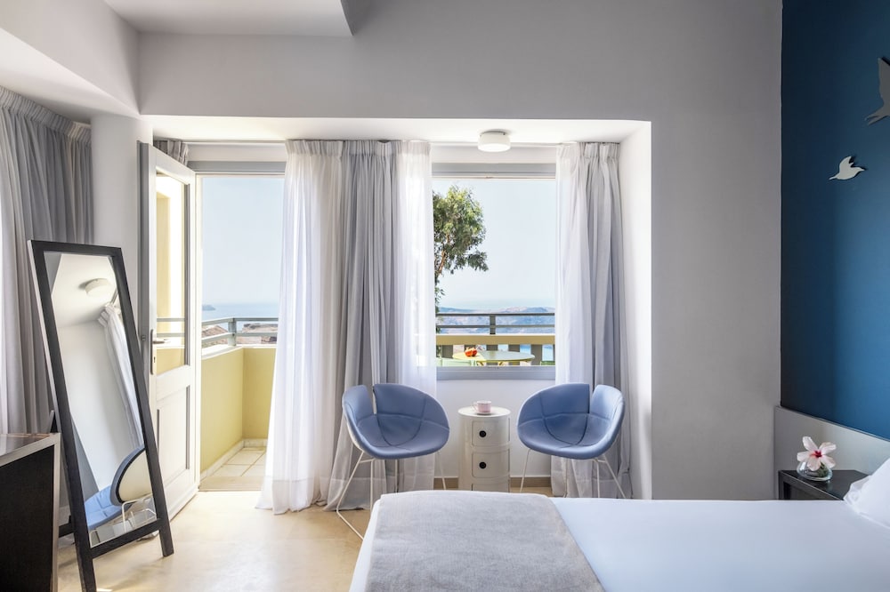 Triple Room, Sea View (Volcano) - Photo 1