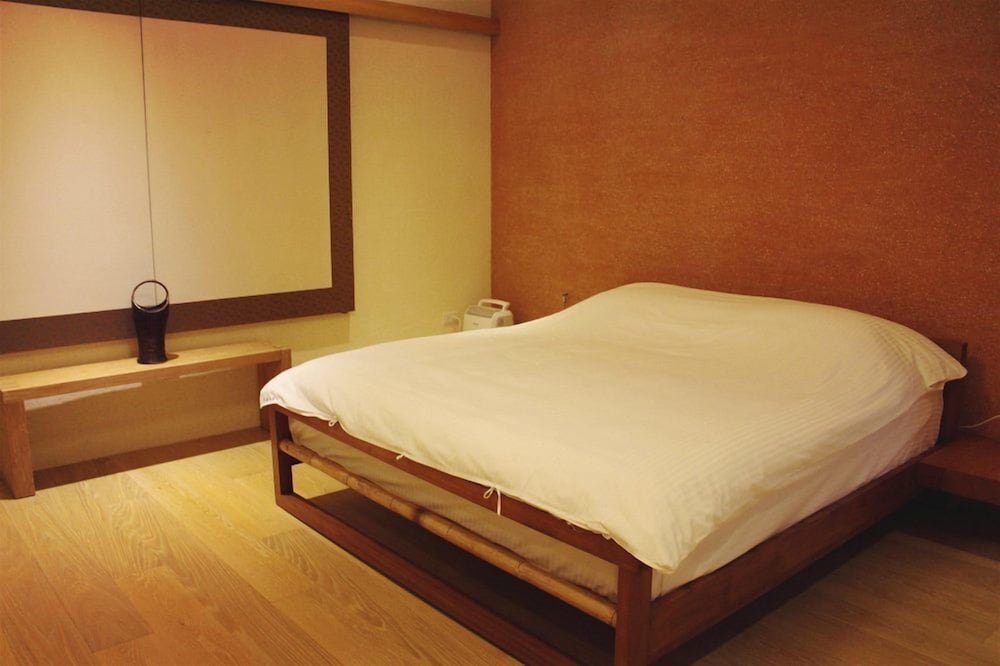 Classic Double Room, Bathtub photo 2