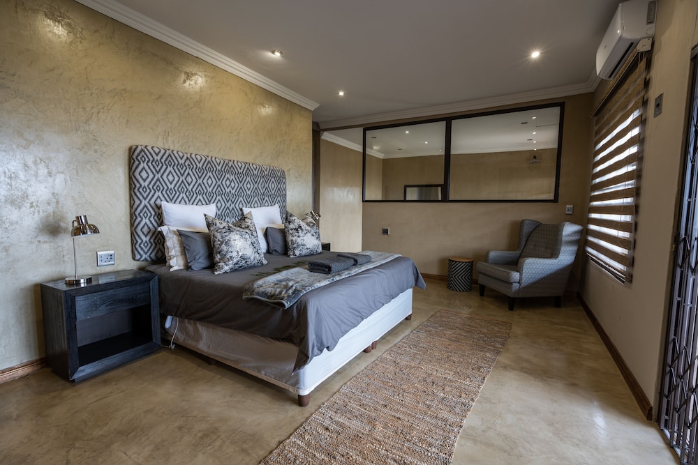 Family Apartment photo 1