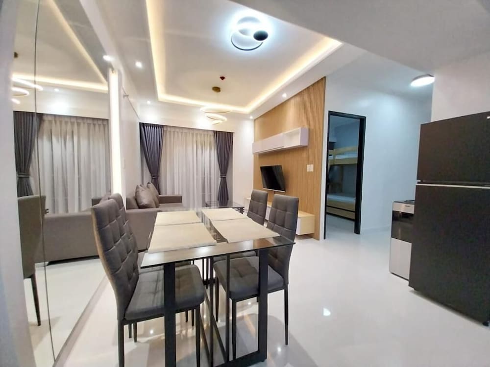 Luxury Apartment, 3 Bedrooms - Photo 37
