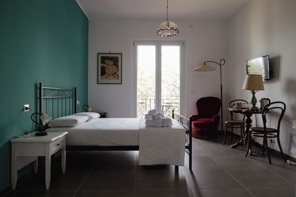 Deluxe Quadruple Room, Balcony, Sea View