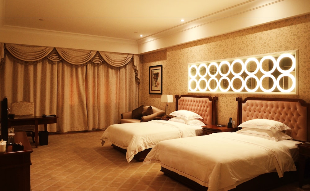 Deluxe Twin Room photo 1