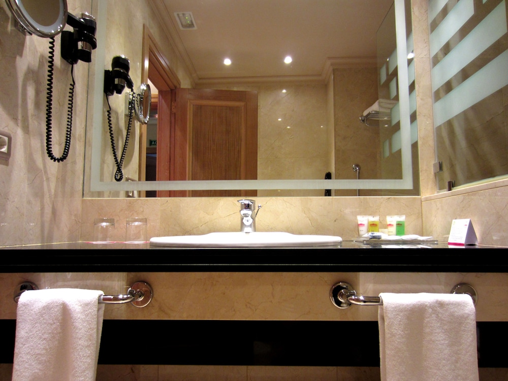 Basic Double Room - Photo 6