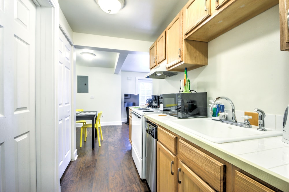 Signature Condo, 1 Bedroom photo 2