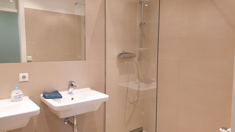 Exquisit Seapoint Lejlighed, Billede 7