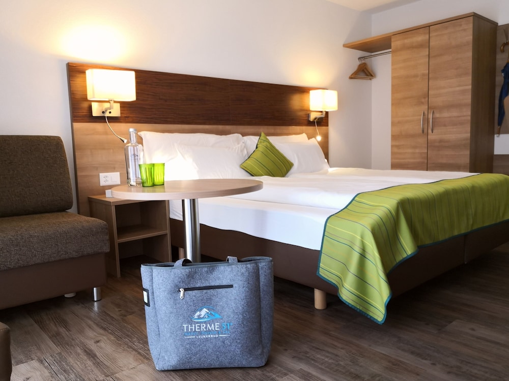 Standard Double Room - Photo 2