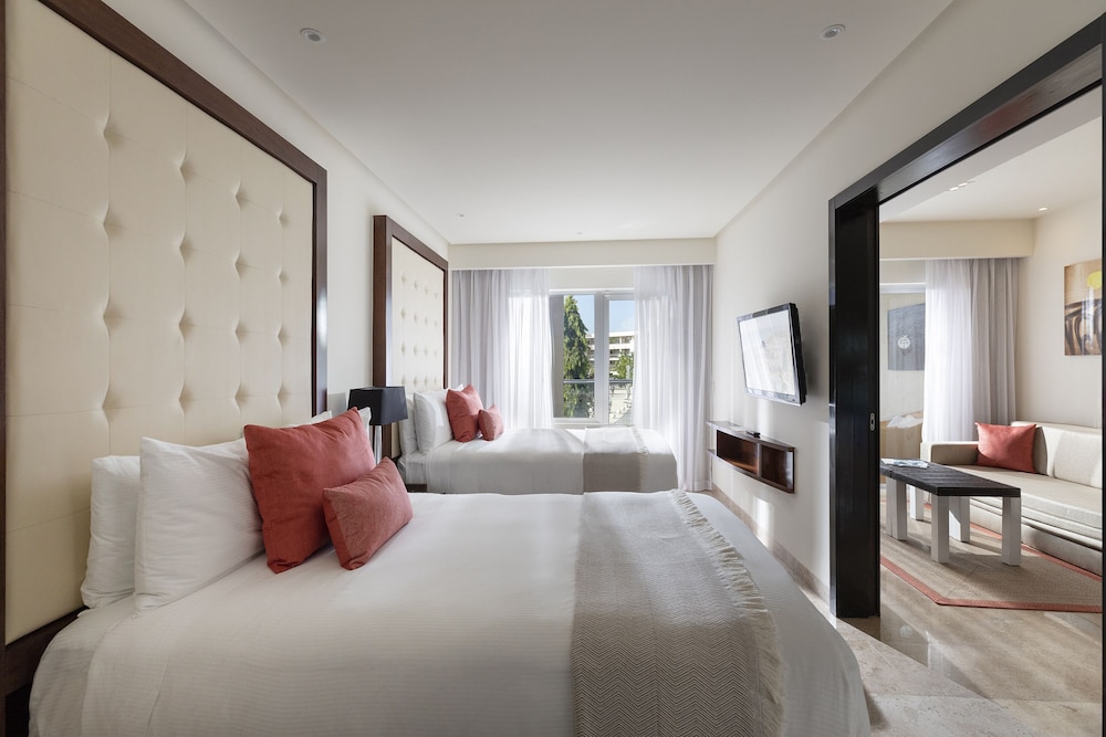 Family Concierge Suite SwimUp - Photo 2