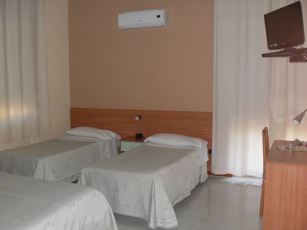 Standard Quadruple Room photo 3
