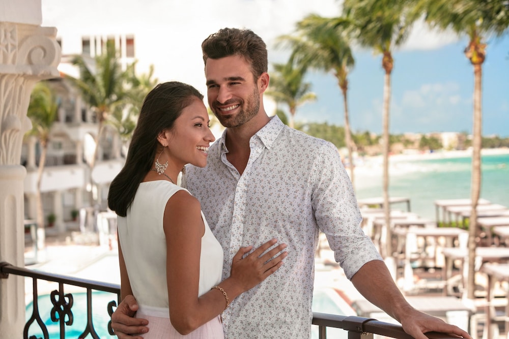 One-bedroom Suite Oceanfront - 1 King Bed