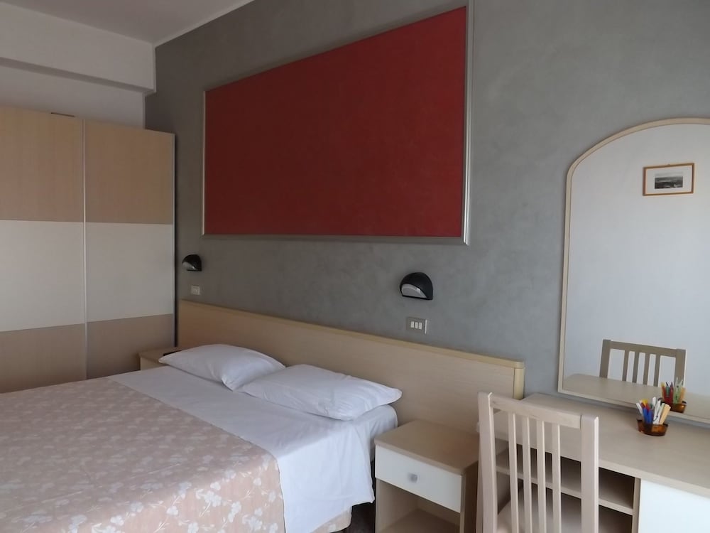 Standard Double Room photo 1