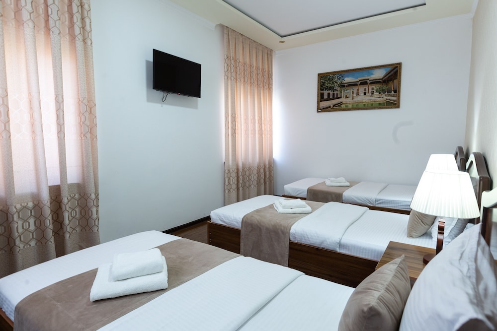 Classic Triple Room photo 1