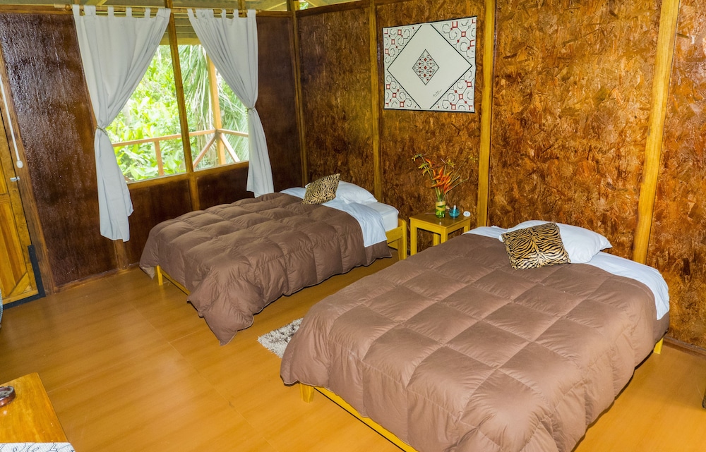 Honeymoon Studio Suite photo 2