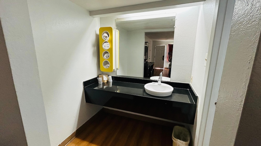 Room, 2 Double Beds, Smoking photo 3